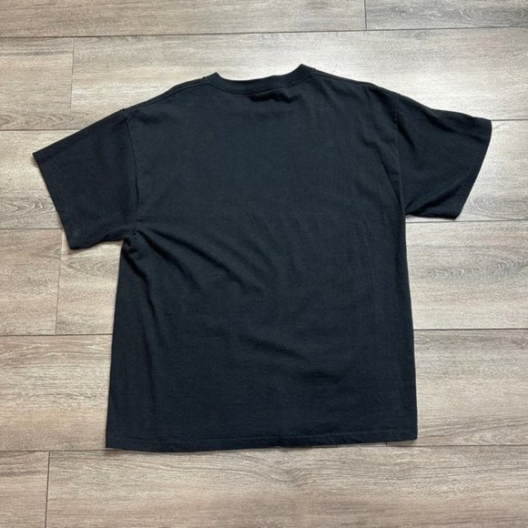 en Party 2006 T-Shirt Size L Disney Parks Black - Picture 2 of 6